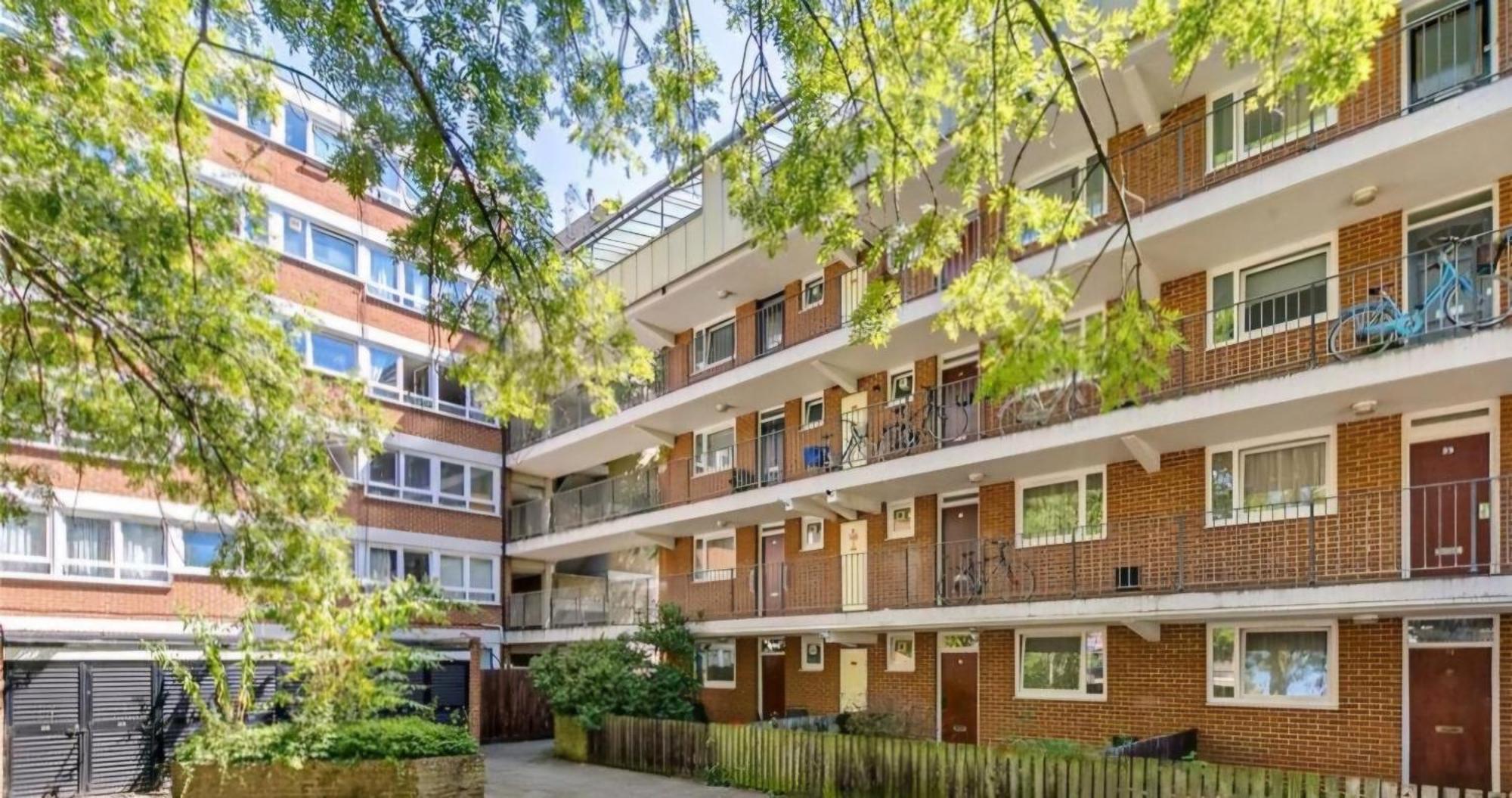 Bright And Spacious One Bedroom Apparment, Free Parking Londra Dış mekan fotoğraf